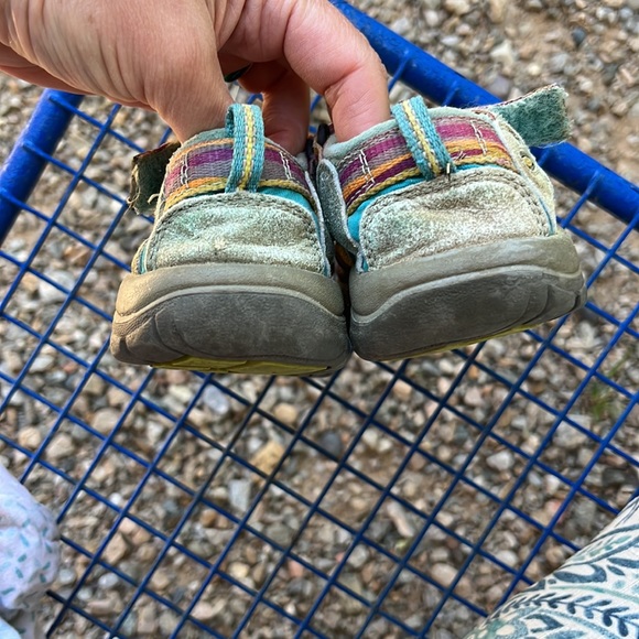 Keen Newport Water Sandals sz. 10 - Picture 2 of 4